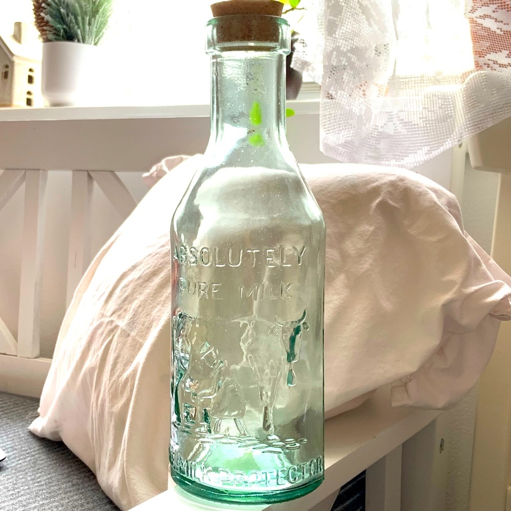Vintage Green Glass Milk Bottle made in Spain.